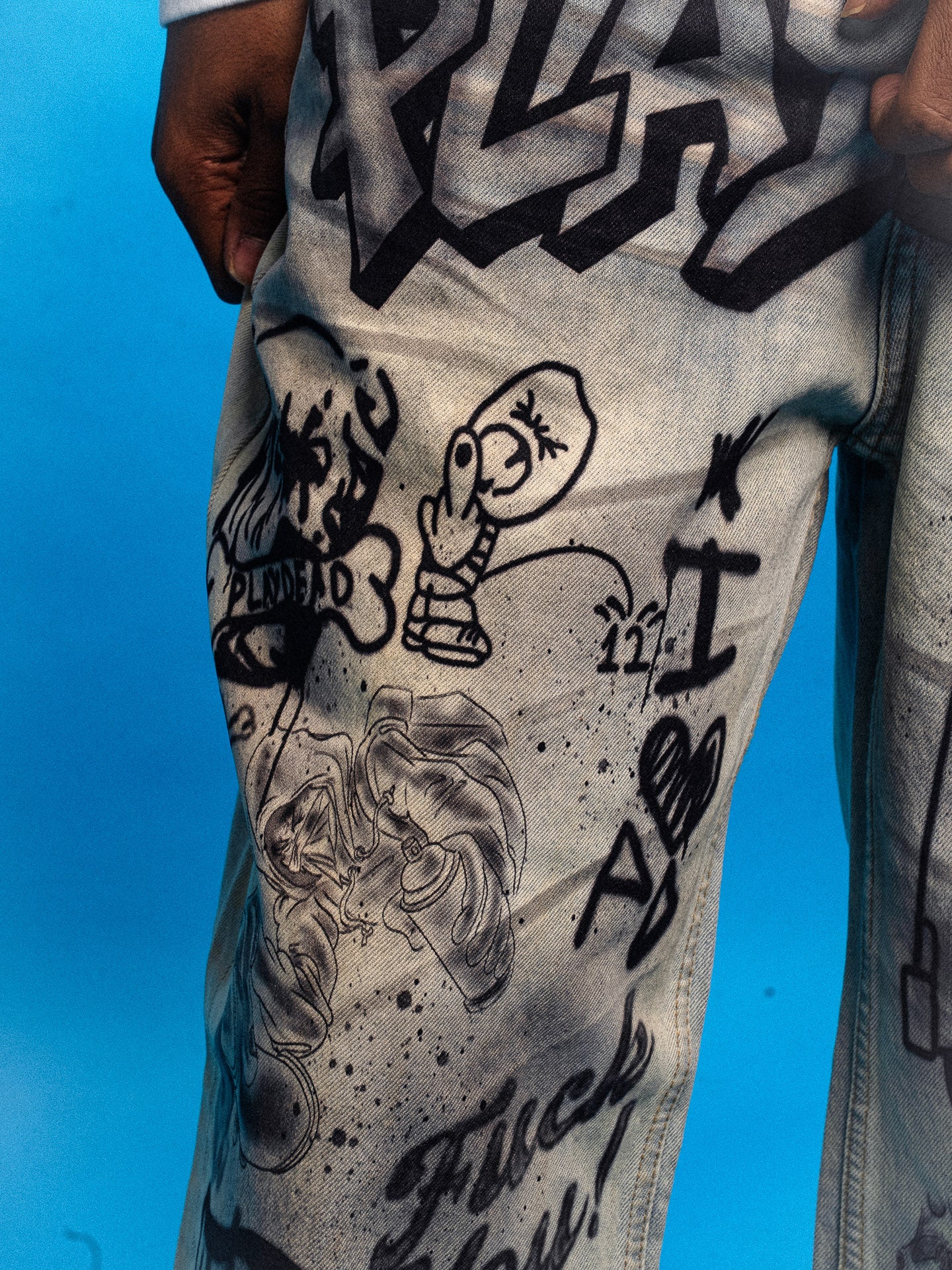 2 OF 2 SCRIBBLE JEANS